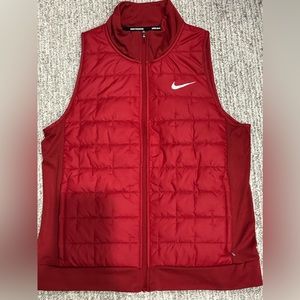 Nike therma-fit running vest